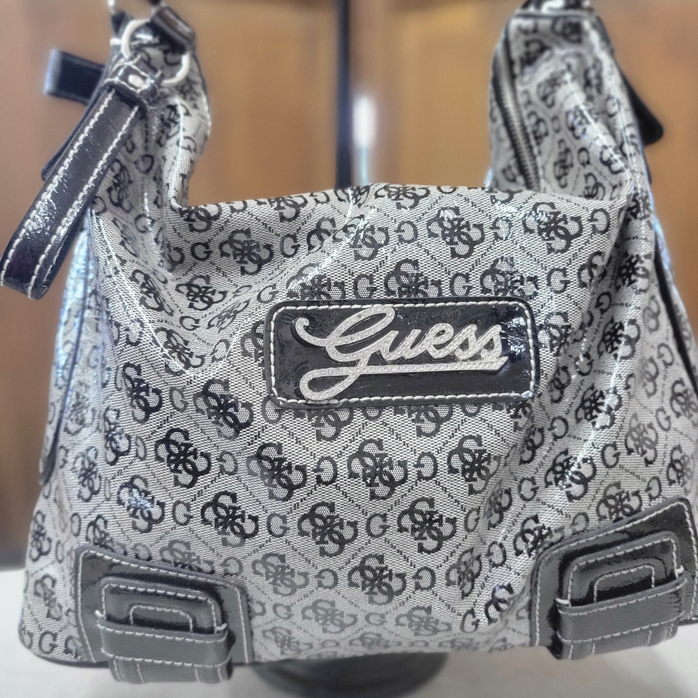 Large GUESS Tote Bag - Picture 3 of 6